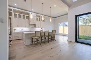 6534 Westview Dr, Houston, TX 77055 - Photo 9