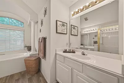 19119 Poplar Trails Lane, Tomball, TX 77375 - Photo 25