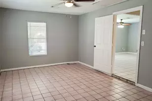 3020 Sagebrush Dr, Houston, TX 77093 - Photo 3