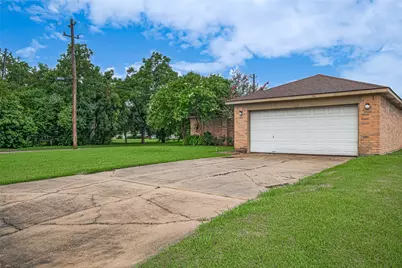 1805 Willow Bend Road, Wharton, TX 77488 - Photo 5