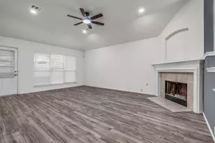 11934 Leaf Oak Dr, Houston, TX 77065 - Photo 5