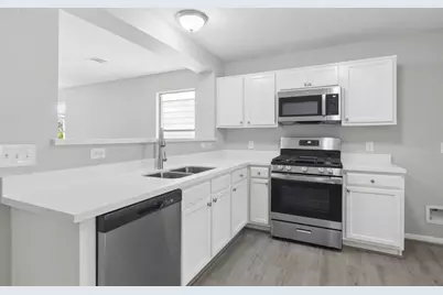 11839 Madison Oak Street, Houston, TX 77038 - Photo 9