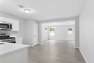 11839 Madison Oak St, Houston, TX 77038 - Photo 7