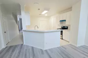 2514 Creek Bluff Ln, Missouri City, TX 77459 - Photo 3