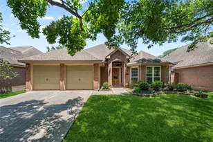 2514 S Strathford Ln, Kingwood, TX 77345 - Photo 1