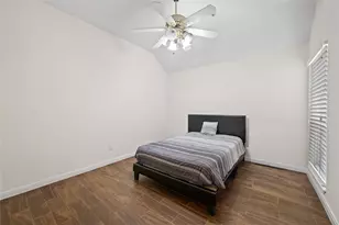 2514 S Strathford Ln, Kingwood, TX 77345 - Photo 23