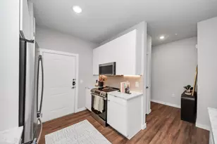 2002 Spring Stuebner Rd, Spring, TX 77389 - Photo 9