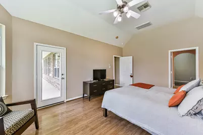 12206 Bell Creek Drive, Pearland, TX 77584 - Photo 23
