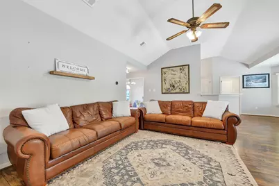 1312 Osborne Drive, Friendswood, TX 77546 - Photo 7