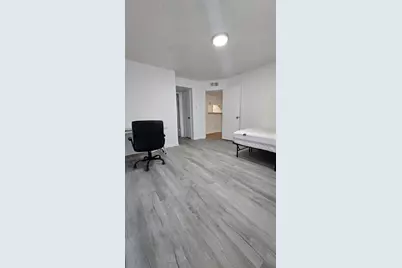 8427 Hearth Drive #4, Houston, TX 77054 - Photo 5