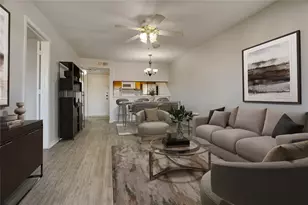 3015 Walnut Bend Ln, Houston, TX 77042 - Photo 3