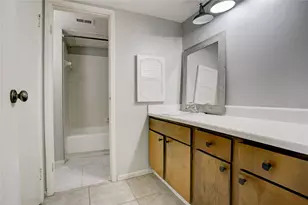 3015 Walnut Bend Ln, Houston, TX 77042 - Photo 13