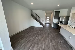 618 Thunder Cloud Dr, Baytown, TX 77523 - Photo 9