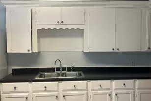 5537 Bataan Rd, Houston, TX 77033 - Photo 1