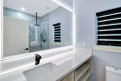 3027 Clinton Drive, Houston, TX 77020 - Photo 21
