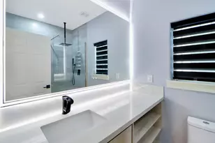 3027 Clinton Dr, Houston, TX 77020 - Photo 21