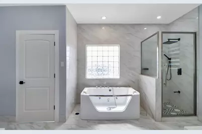 3027 Clinton Drive, Houston, TX 77020 - Photo 13
