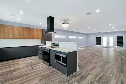 3027 Clinton Drive, Houston, TX 77020 - Photo 7
