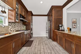 18015 Bambridge Dr, Houston, TX 77090 - Photo 15