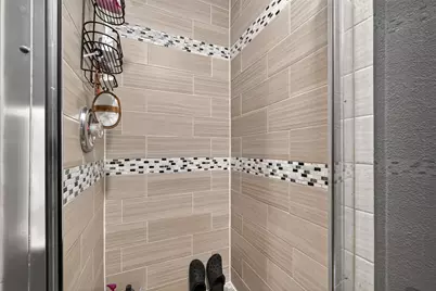 18015 Bambridge Drive, Houston, TX 77090 - Photo 23