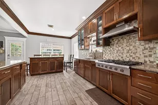 18015 Bambridge Dr, Houston, TX 77090 - Photo 17