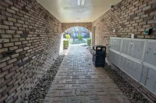 2503 McCue Rd, Houston, TX 77056 - Photo 21