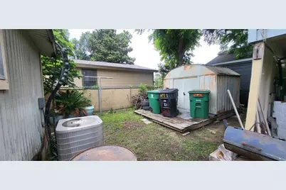 7629 Avenue I, Houston, TX 77012 - Photo 7