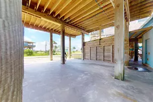 846 S Crystal Beach Rd, Port Bolivar, TX 77650 - Photo 23
