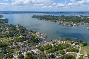 13239 Bluff View Dr, Willis, TX 77318 - Photo 49