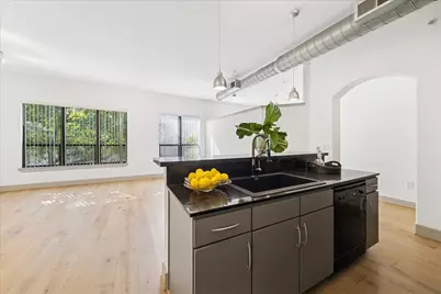 1901 Post Oak Boulevard #2203, Houston, TX 77056 - Photo 9