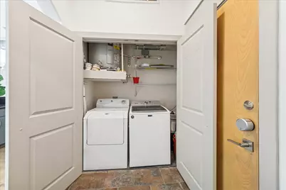 1901 Post Oak Boulevard #2203, Houston, TX 77056 - Photo 19