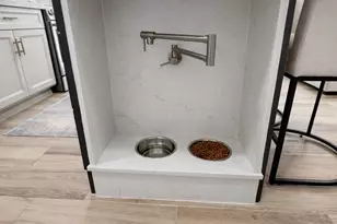 361 N Post Oak Ln, Houston, TX 77024 - Photo 29