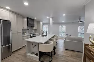 361 N Post Oak Ln, Houston, TX 77024 - Photo 13