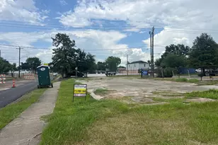 408 75th St, Houston, TX 77011 - Photo 9