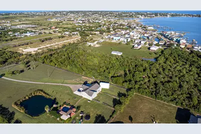 0 Avenue L, San Leon, TX 77539 - Photo 9