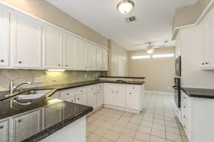 3131 Royal Crescent Dr, Houston, TX 77339 - Photo 15