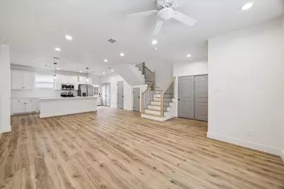 2749 Redrock Street #B, Houston, TX 77088 - Photo 5