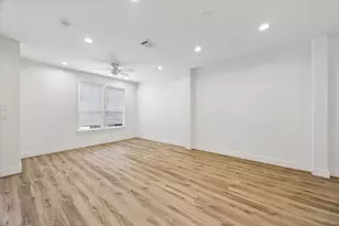 2749 Redrock St, Houston, TX 77088 - Photo 7