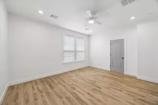 2749 Redrock St, Houston, TX 77088 - Photo 15