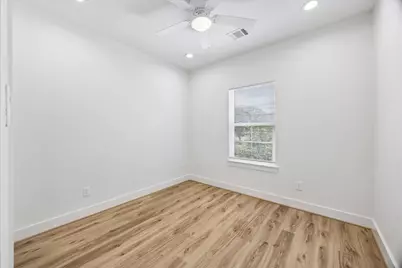 2749 Redrock Street #B, Houston, TX 77088 - Photo 21