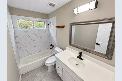 206 Hartwood Court, Sugar Land, TX 77479 - Photo 37