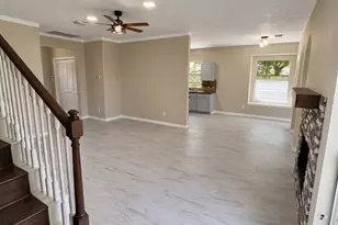 206 Hartwood Ct, Sugar Land, TX 77479 - Photo 25