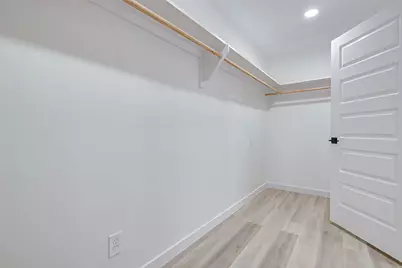 7226 Troulon Drive, Houston, TX 77074 - Photo 17