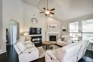 4827 Oak Rambling Dr, Katy, TX 77494 - Photo 9