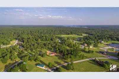 1 West Forest Dr, Huntsville, TX 77340 - Photo 23