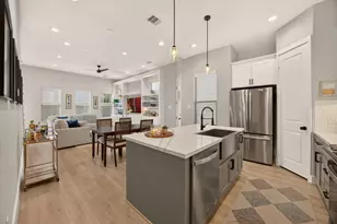 5359 Creekmont Oaks Ln, Houston, TX 77091 - Photo 9
