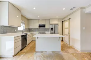 6337 Briar Rose Dr, Houston, TX 77057 - Photo 13