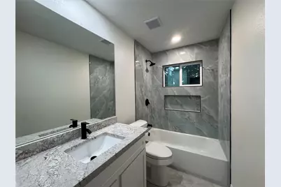 6210 Autumn Arbor Drive, Houston, TX 77092 - Photo 9