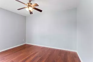 5002 Asia Ln, Dickinson, TX 77539 - Photo 7