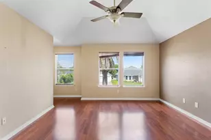 5002 Asia Ln, Dickinson, TX 77539 - Photo 5